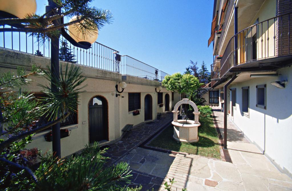 One-Bedroom Apartment,114921554:JPEG